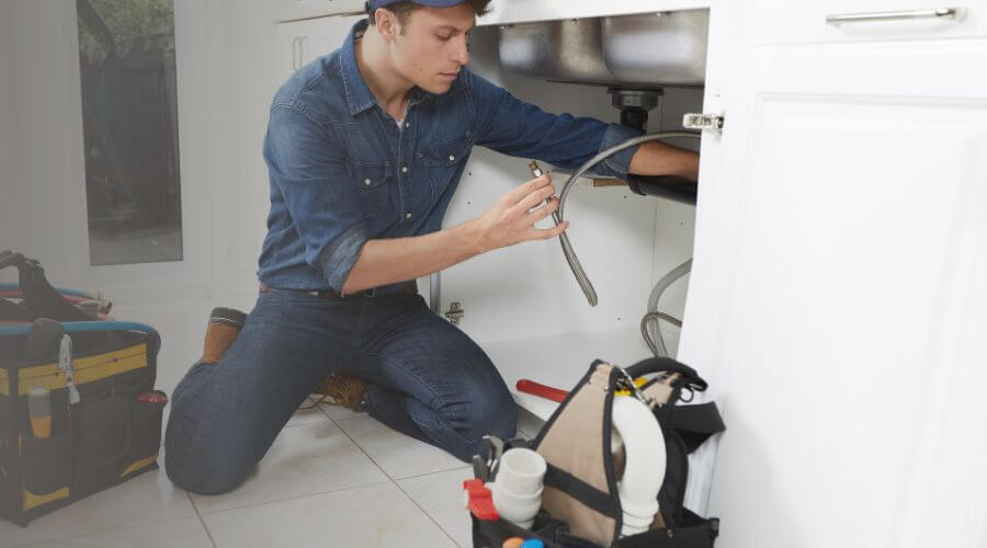 Expert burst pipe repair services in Elizabeth, CO